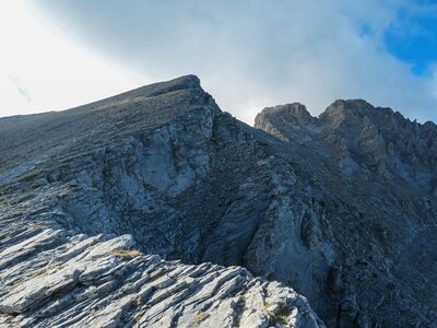 Cloud-covered cliffs and ridges on hiking trail leading to Mount Olympus, Macedonia, Greece, Europe (Mytikas, Skala, Stefani, Skolio)