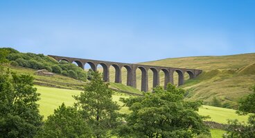 Walking from the Settle to Carlisle Railway