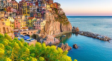 Cinque Terre Hikes Weekend Adventure